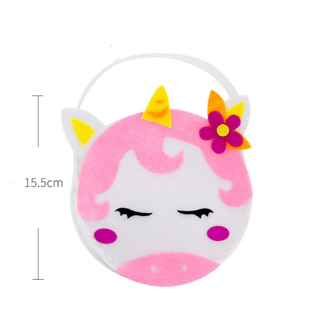 Children's cartoon sewing handbag, paste making material package, improve hands-on ability