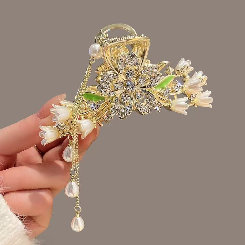Butterfly Tassel Hair Clip for Women – Elegant Back Head Hair Claw