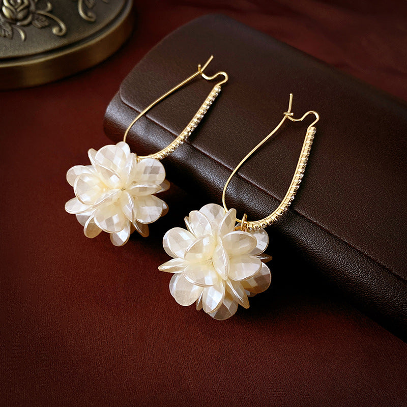 French-Style Elegant Petal Earrings