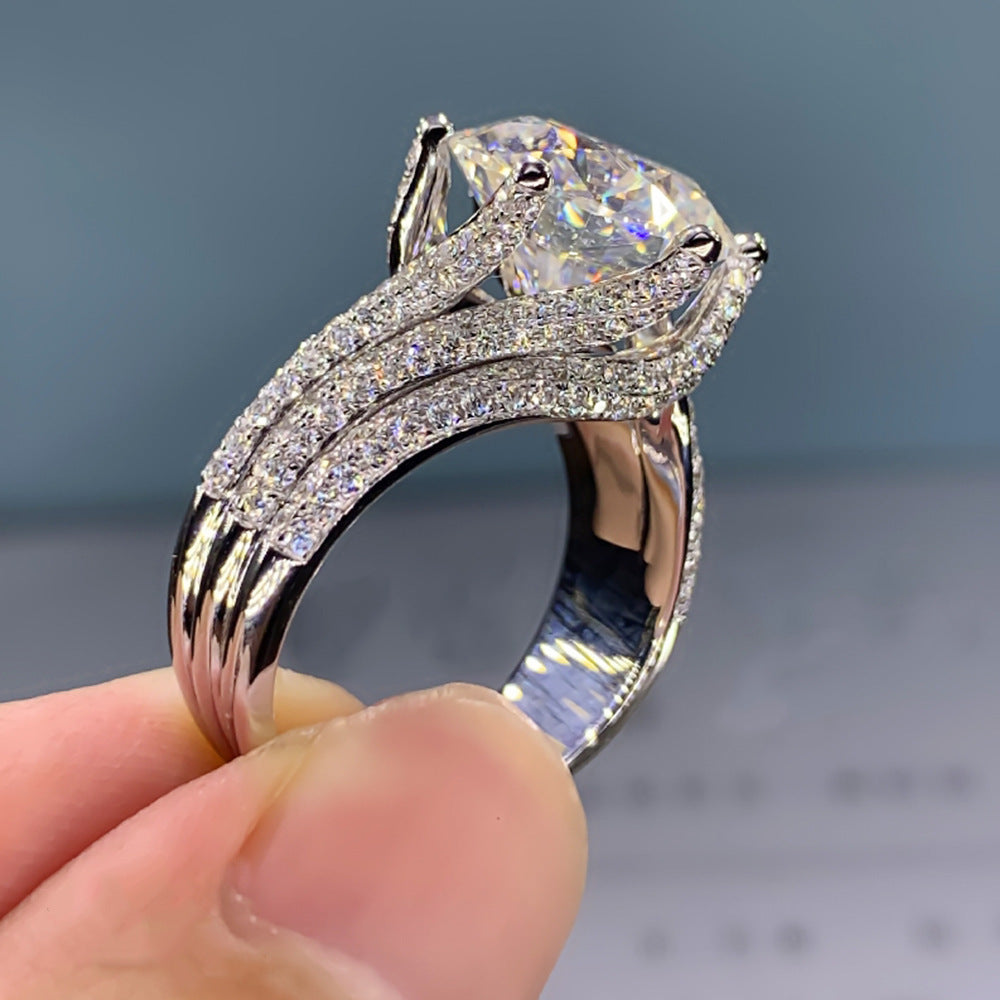 5-Carat Super Sparkling Pigeon Egg Imitation Moissanite Ring