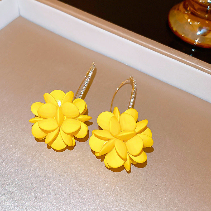 French-Style Elegant Petal Earrings