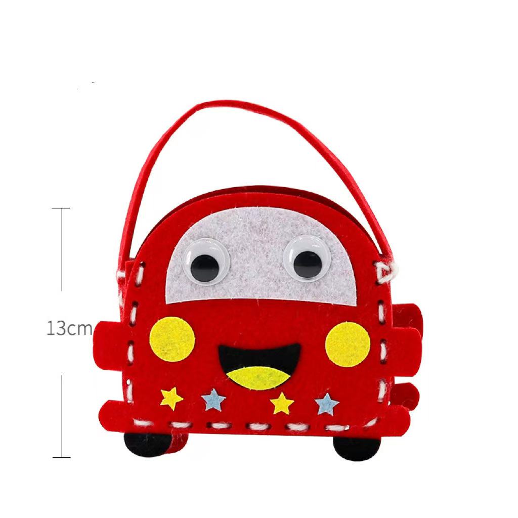Children's cartoon sewing handbag, paste making material package, improve hands-on ability