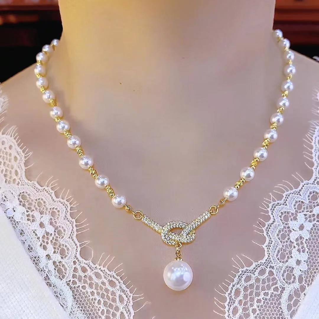 Elegant Butterfly Diamond Pearl Necklace