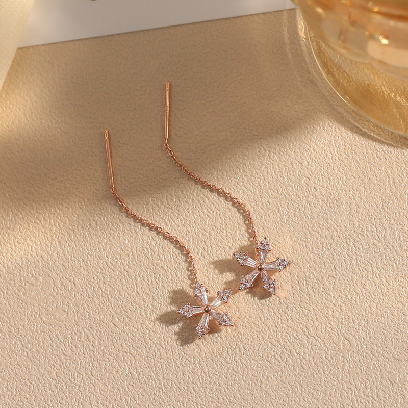 Shiny Diamond Flower Earrings