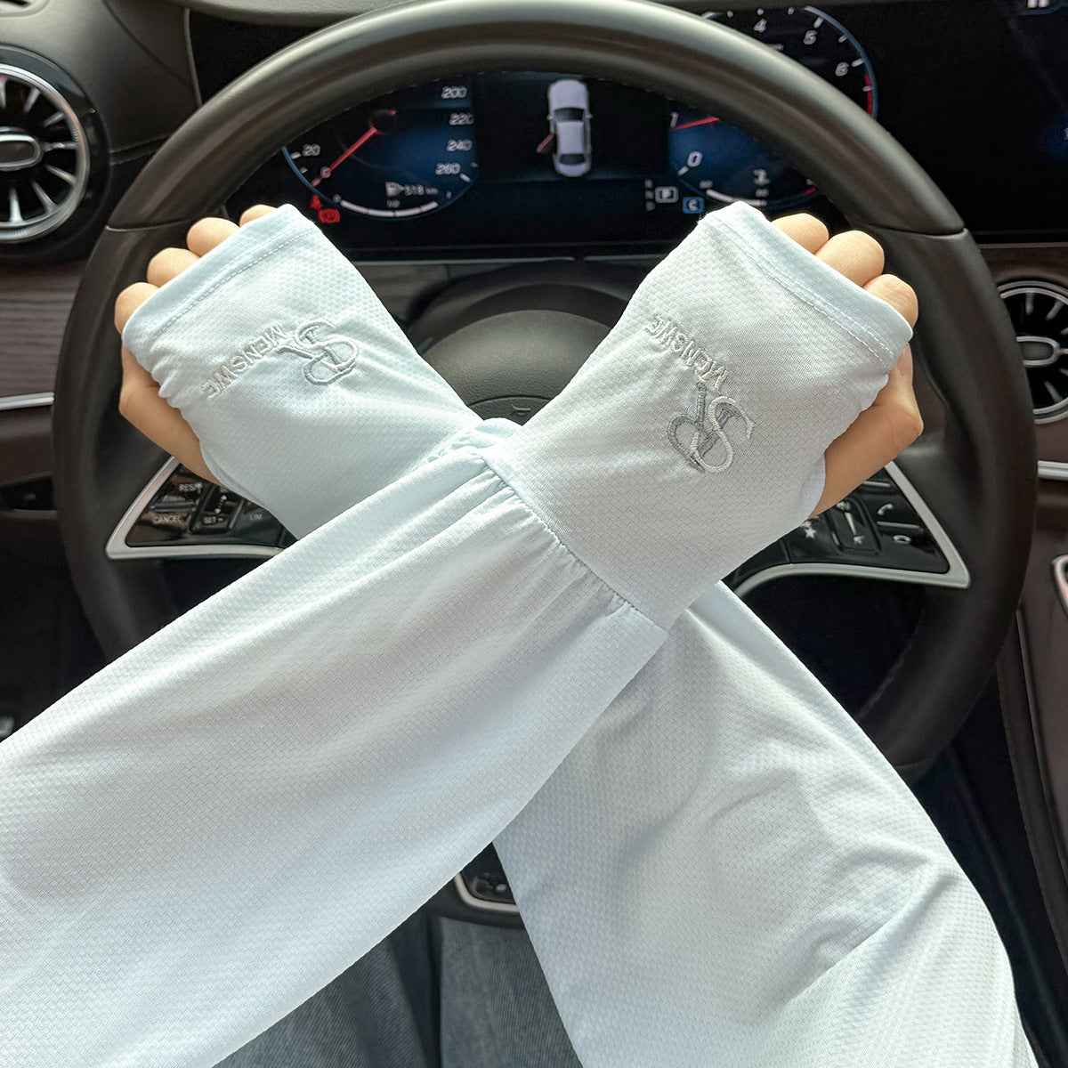 Loose Fit UV Protection Cooling Arm Sleeves