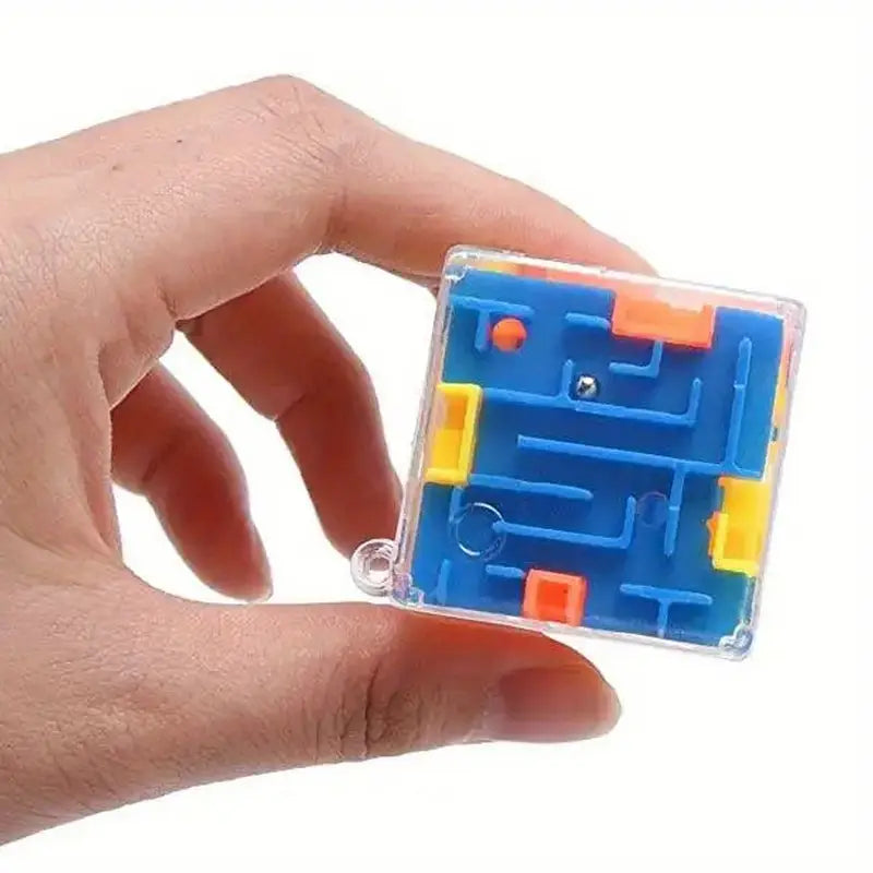 3D Cube Maze Puzzle – Six-Sided Challenge Game