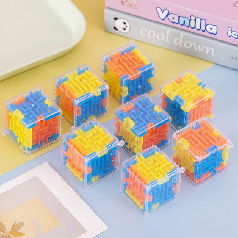 3D Cube Maze Puzzle – Six-Sided Challenge Game