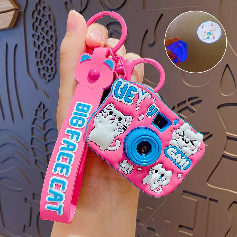 Cute cartoon projection camera keychain, creative keychain pendant