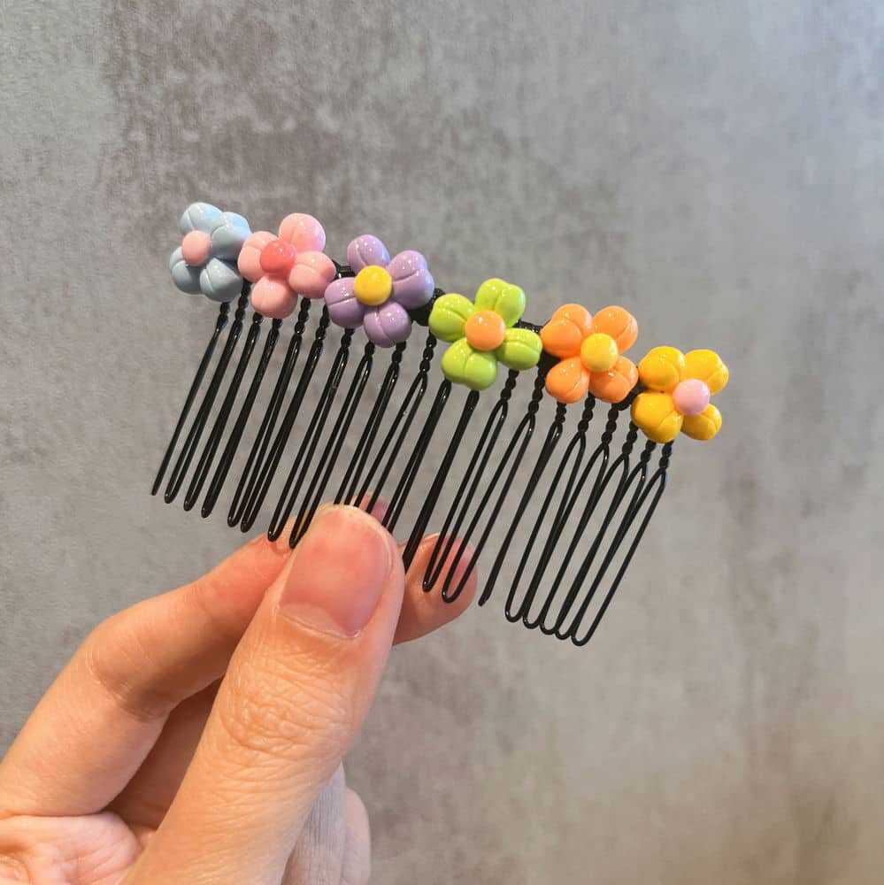 Cute Cartoon Hair Taming Clip for Young Girls