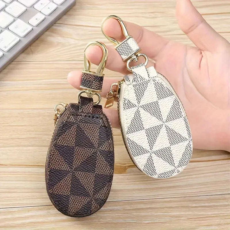 Vintage-Style Multi-Functional Key Holder