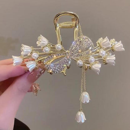 Butterfly Tassel Hair Clip for Women – Elegant Back Head Hair Claw