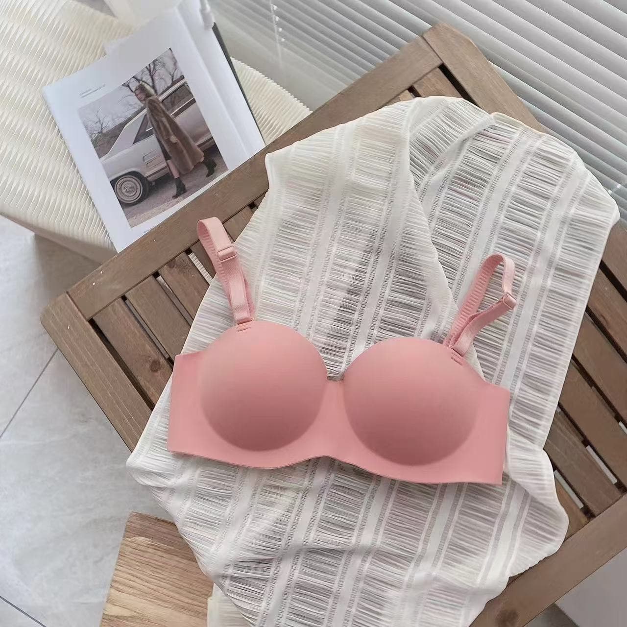 ✨ Seamless Strapless Bra｜Wireless, Removable Straps & All-Day Comfort