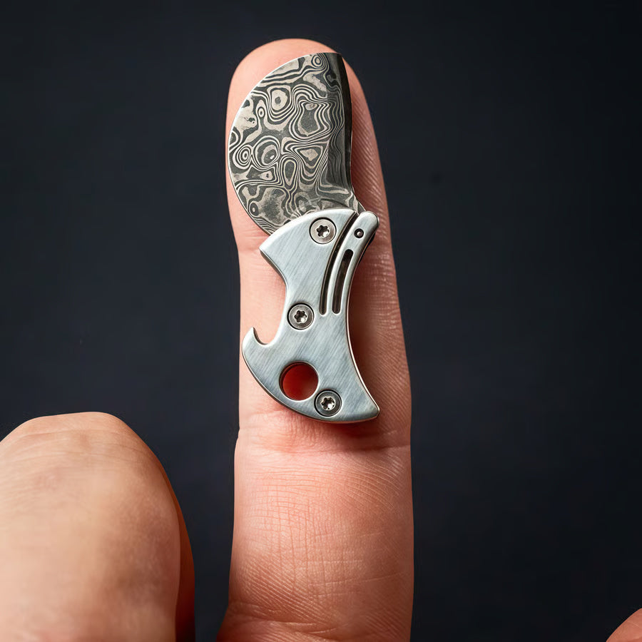 🍻 Mini Titanium Compact Bottle Opener