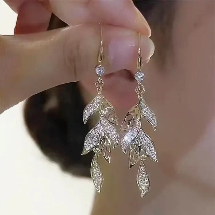 Sparkling Leaf-shaped Wheat Ear Earrings