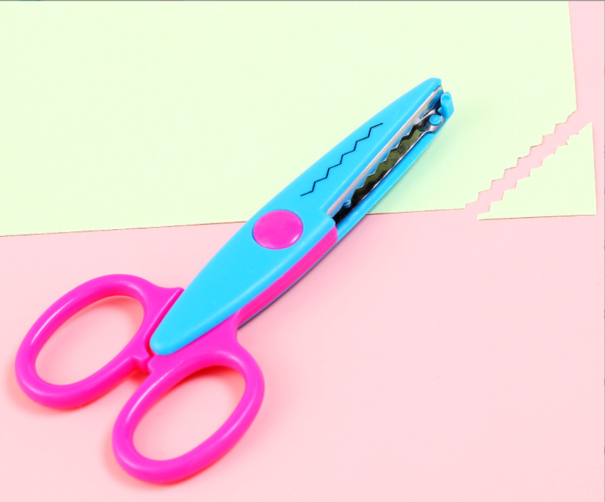 Children's DIY sawtooth wavy scissors, art paper cutting