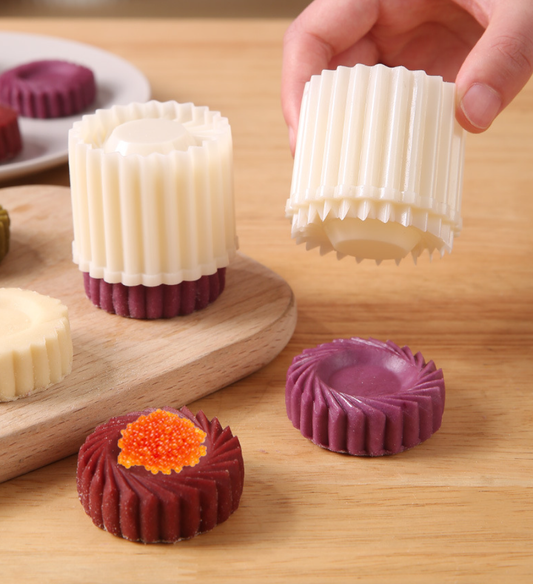 Creative Double-Ended Pastry Mold