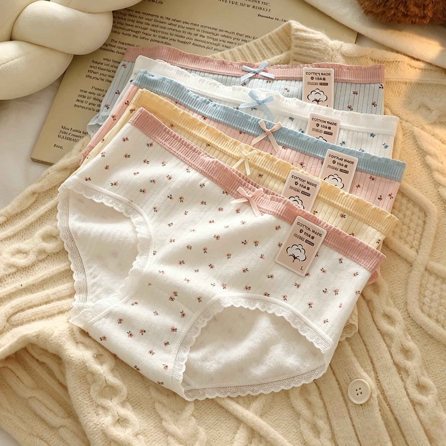 🌸 Women's Cotton Floral Panties—Soft, Breathable & Comfortable