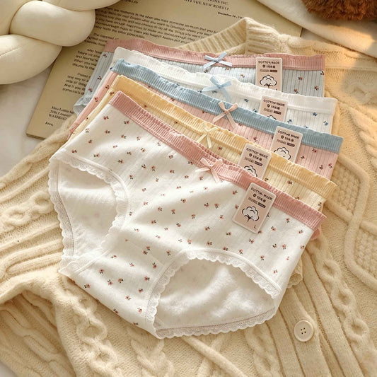 🌸 Women's Cotton Floral Panties—Soft, Breathable & Comfortable