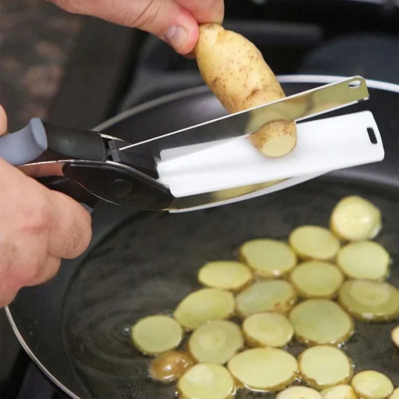 2-in-1 Kitchen Scissor and Cutting Board for Easy Vegetable Prep