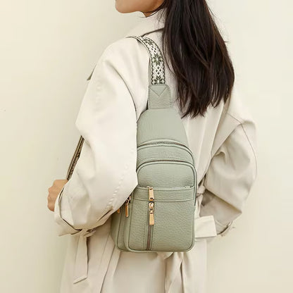 High-Quality Large Capacity Solid Color Crossbody Bag – Patterned Strap Design