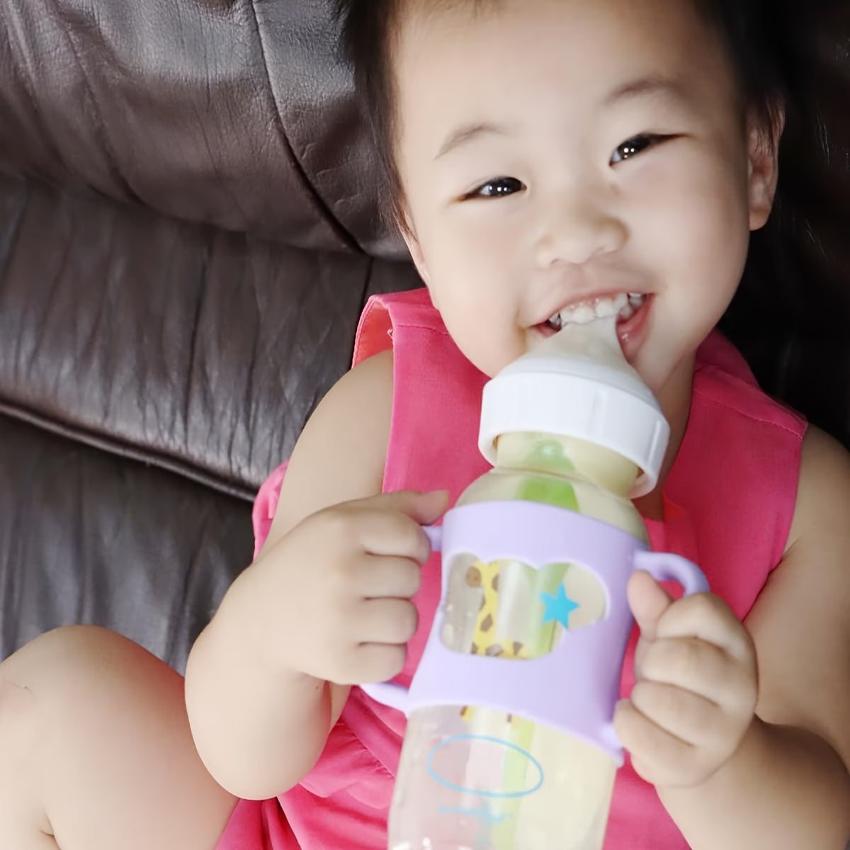 🍼 Soft Silicone Baby Bottle Handle for Easy Grip 👶✨