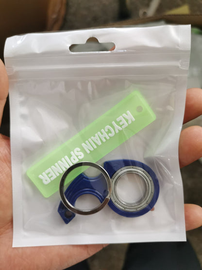 💡Fingertip Spinner Keychain Set – Spinner Keychain + Glow-in-the-Dark Keychain Strap, 2-Piece Set