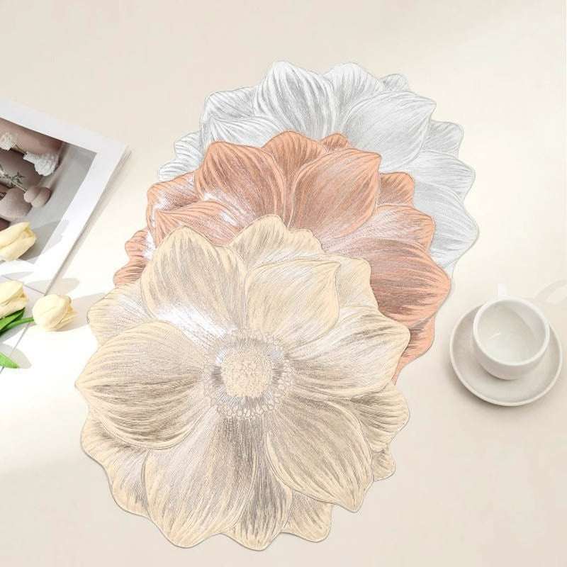 Lotus-Shaped Heat-Resistant and Washable Placemat