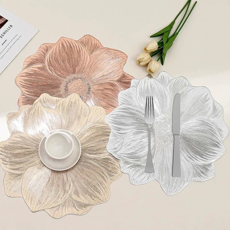Lotus-Shaped Heat-Resistant Placemat – Washable & Anti-Slip | Elegant Table Decor