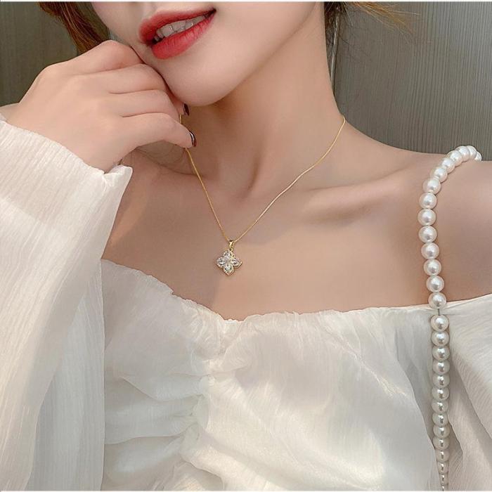 Rotatable Floral Pendant Necklace for Women
