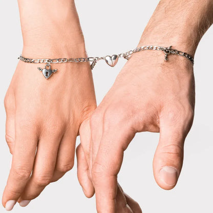 Magnetic Love Chain Bracelet Set
