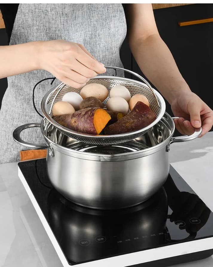 All-In-One Stainless Steel Steamer & Fry Basket – Portable with Handle & Feet, Steaming & Frying in One Basket