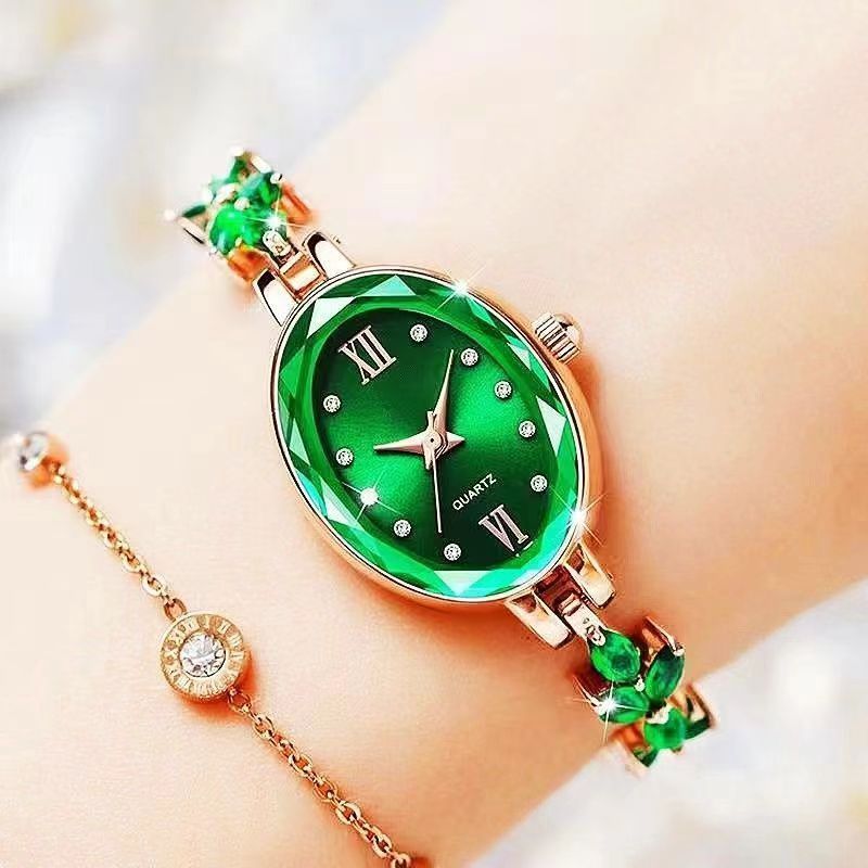 Women's Elegant Retro Quartz Watch