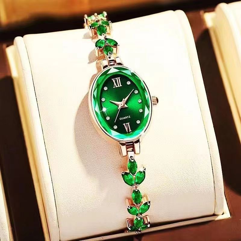 Women's Elegant Retro Quartz Watch