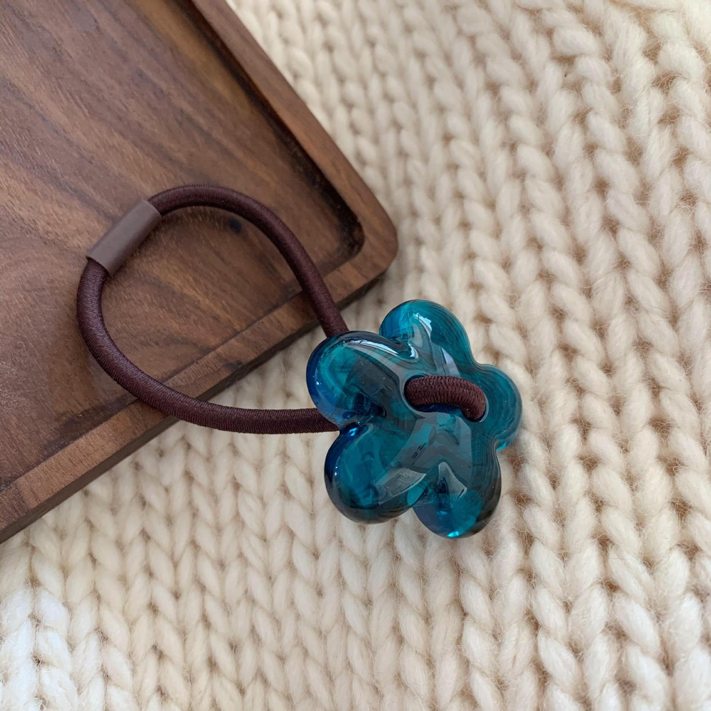 Acryl Flowers Decor Hair Tie，Women's Casual Everyday Rubber Band