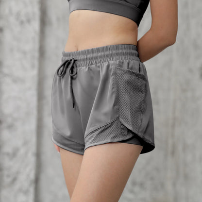 Women's 2-in-1 Yoga Shorts With Quick-Drying Fabric