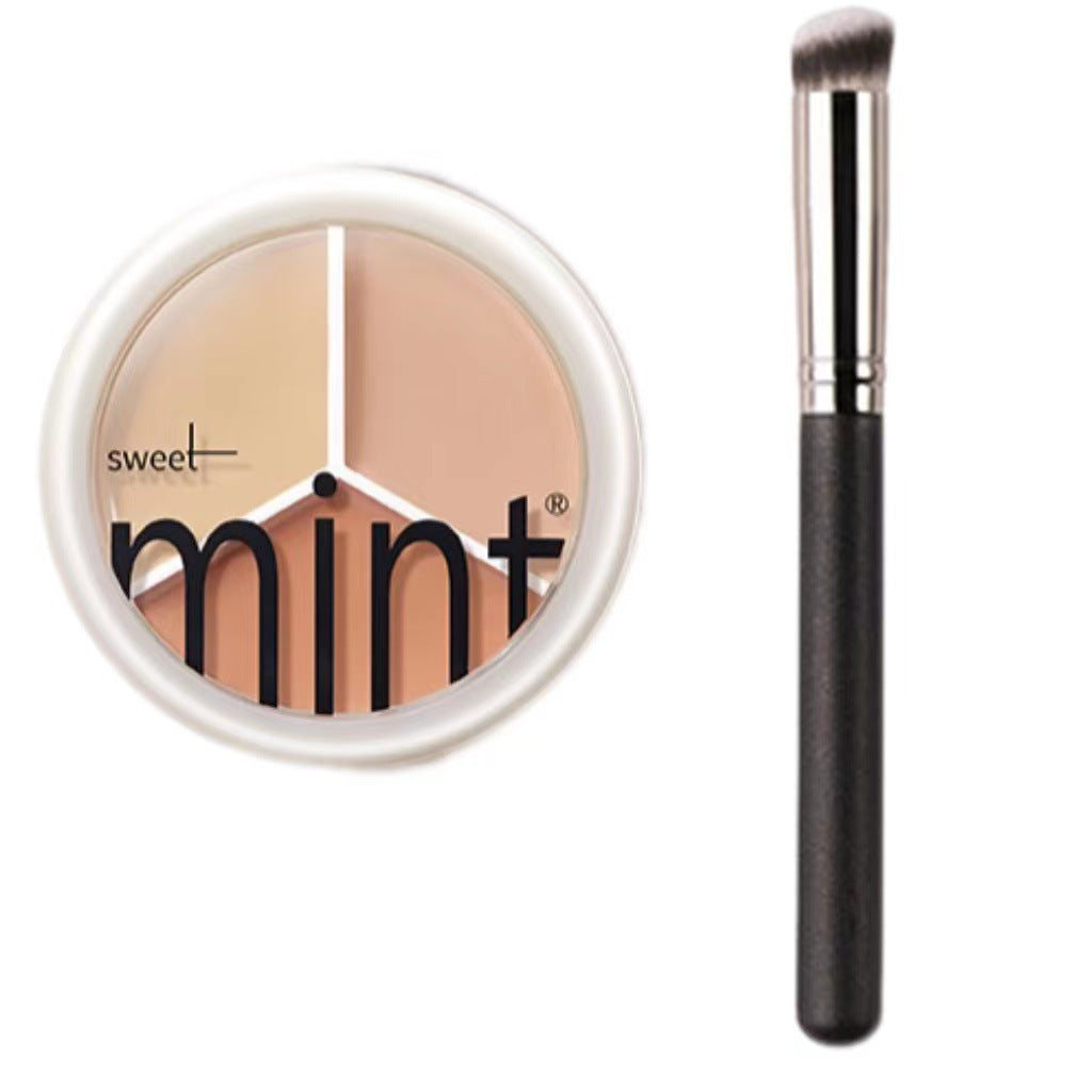 3-In-1 Contouring And Brighten Concealer Palette