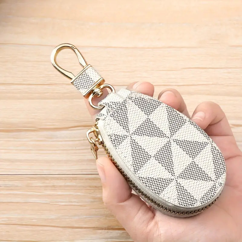 Vintage-Style Multi-Functional Key Holder