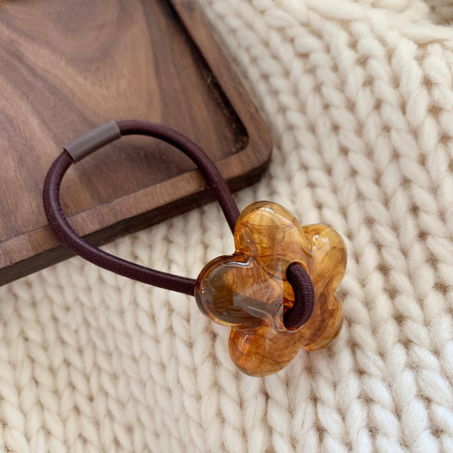 Acryl Flowers Decor Hair Tie，Women's Casual Everyday Rubber Band