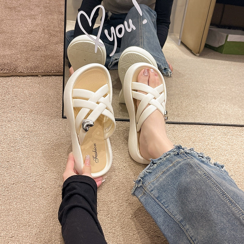 Women's Fashionable Platform Sandals, Heart-Design Stylish Thick-Soled Slippers, Elegant Open-Toe Slides