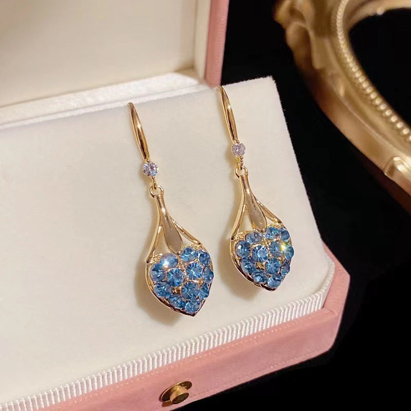 Exquisite Design Full Diamond Heart Earrings
