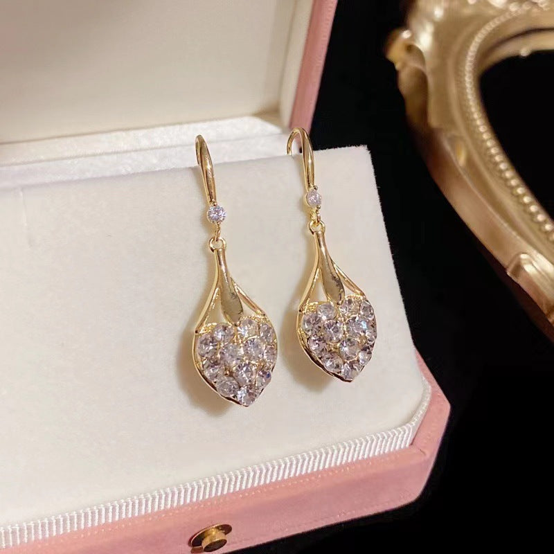 Exquisite Design Full Diamond Heart Earrings