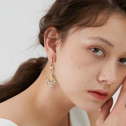 Exquisite Design Full Diamond Heart Earrings