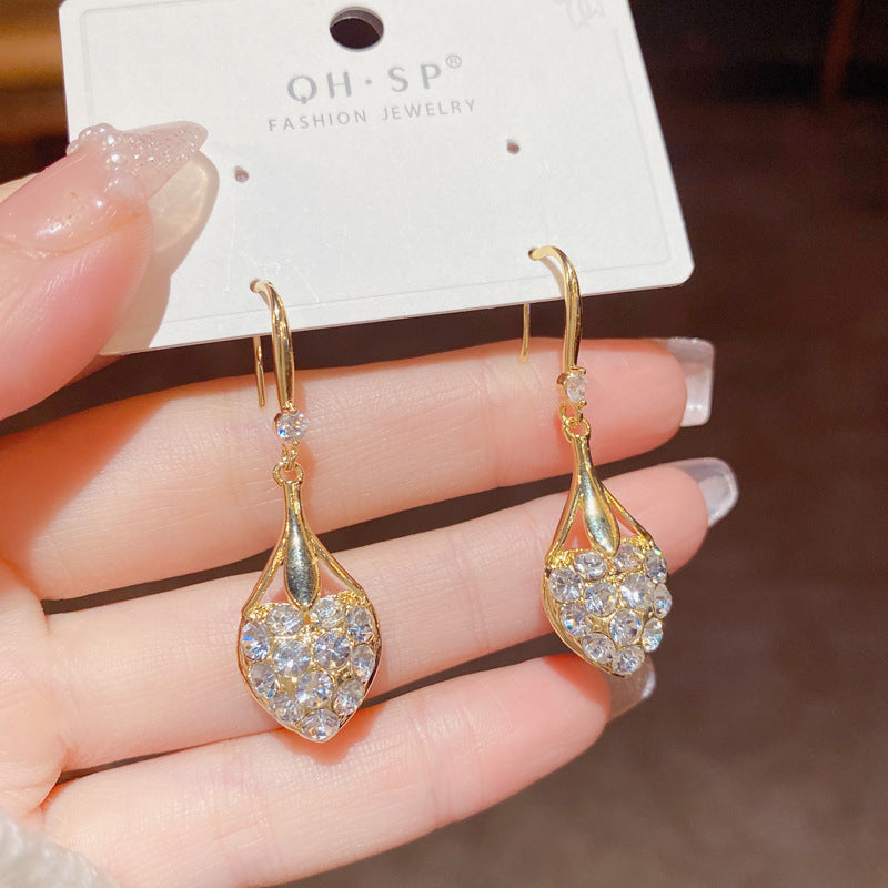 Exquisite Design Full Diamond Heart Earrings