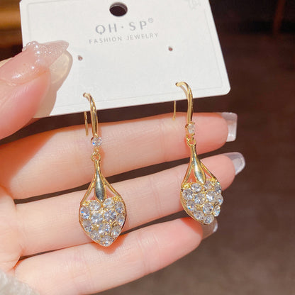 Exquisite Design Full Diamond Heart Earrings