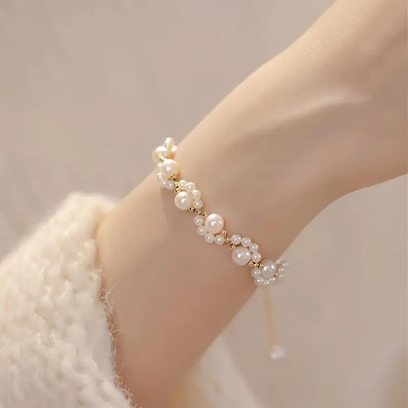 Elegant Faux Pearl Bracelet, Cute Cat Paw Charm