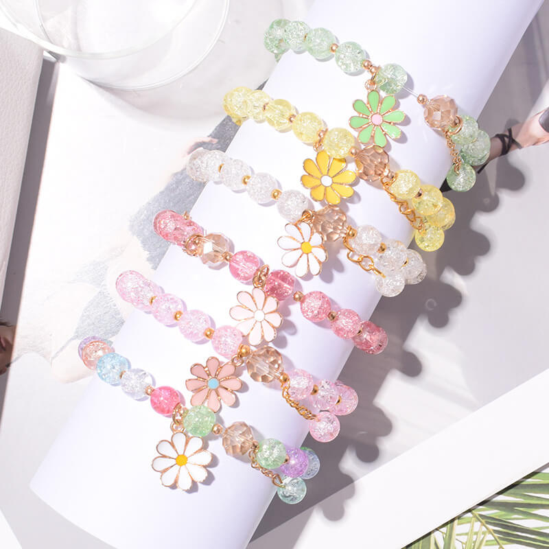 Colorful Beaded Daisy Bracelet Elastic Wristband for Women