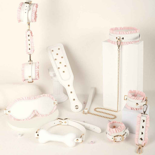 High Quality——Couples' Romantic Date Night Accessory Leather Set