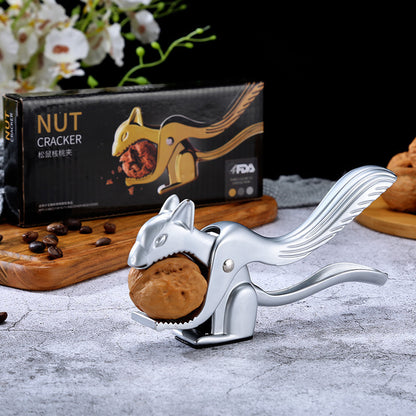 Zinc Alloy Squirrel-Shaped Nutcracker – Metal Walnut Cracker & Nut Shell Opener Kitchen Tool