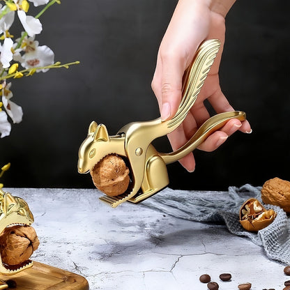 Zinc Alloy Squirrel-Shaped Nutcracker – Metal Walnut Cracker & Nut Shell Opener Kitchen Tool