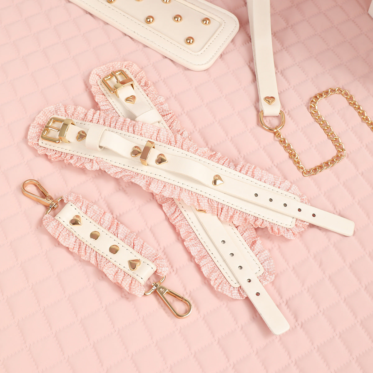 High Quality——Couples' Romantic Date Night Accessory Leather Set